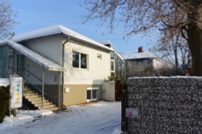 Implantologisch ttige Zahnarztpraxis